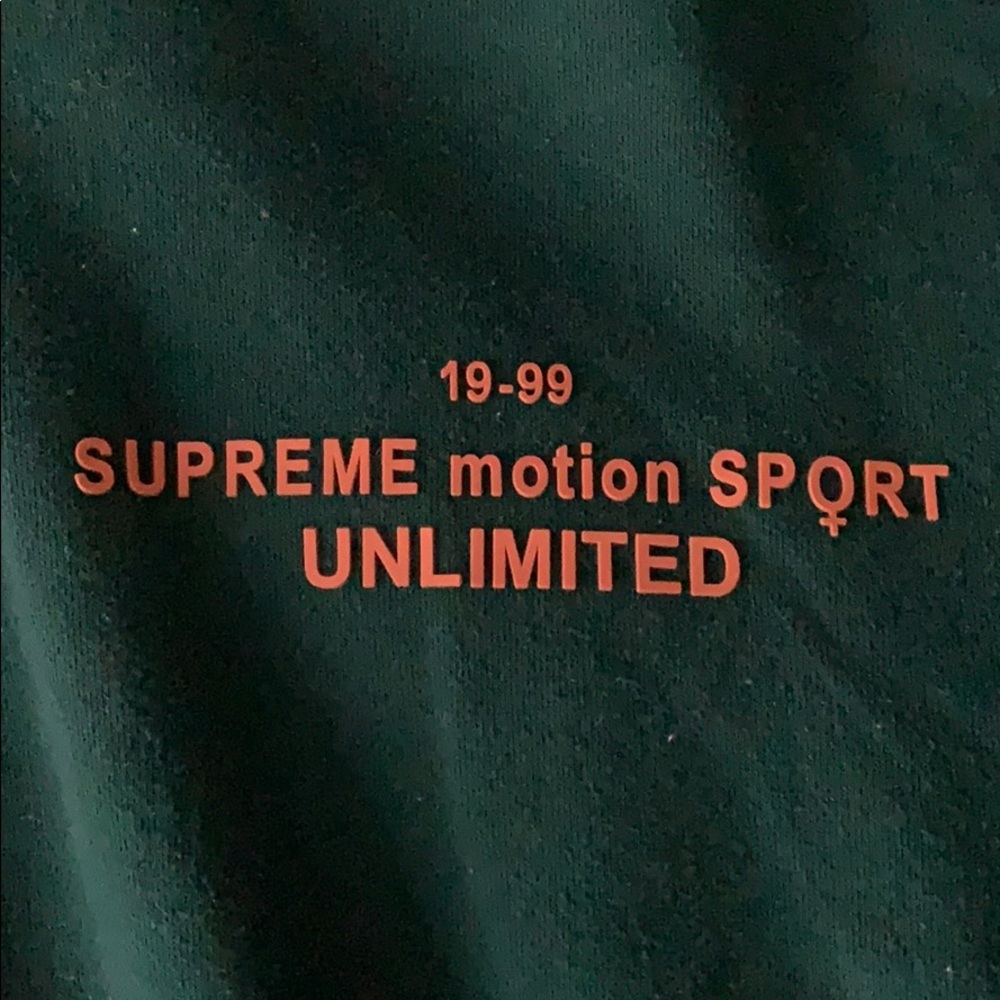 1/4 zip - Picture 2 of 4